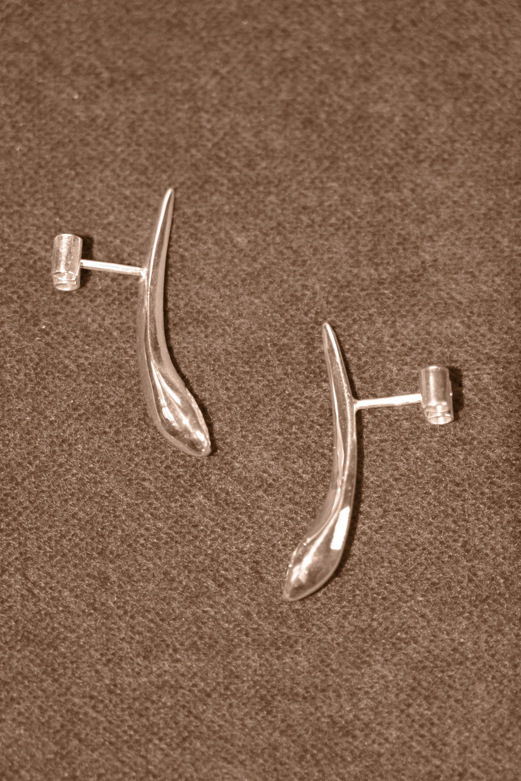 Uma Legorreta Thorn earring  sterling silver moissanite marquise pair side view