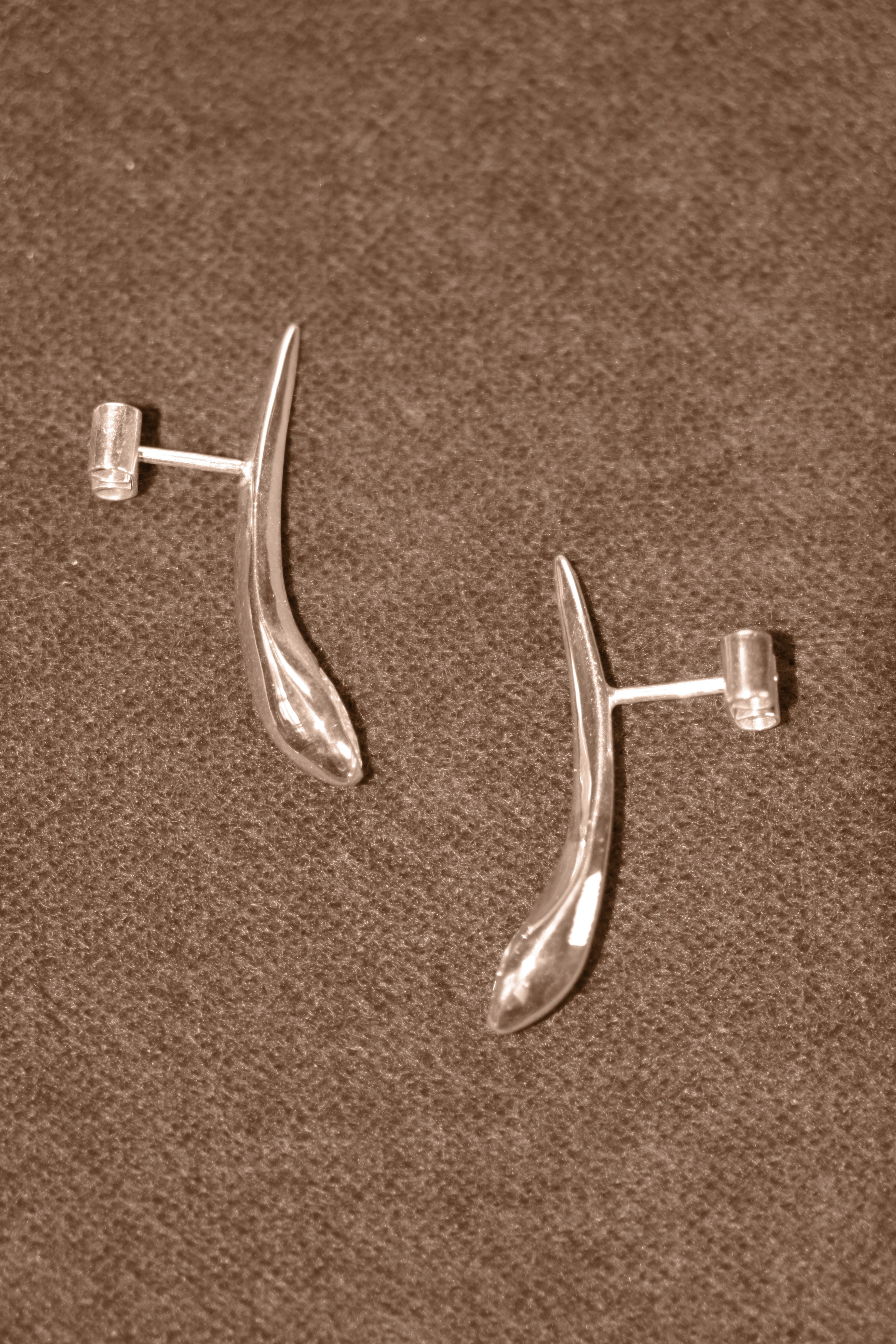 Uma Legorreta Thorn earring  sterling silver moissanite marquise pair side view